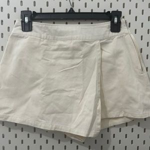 Skort